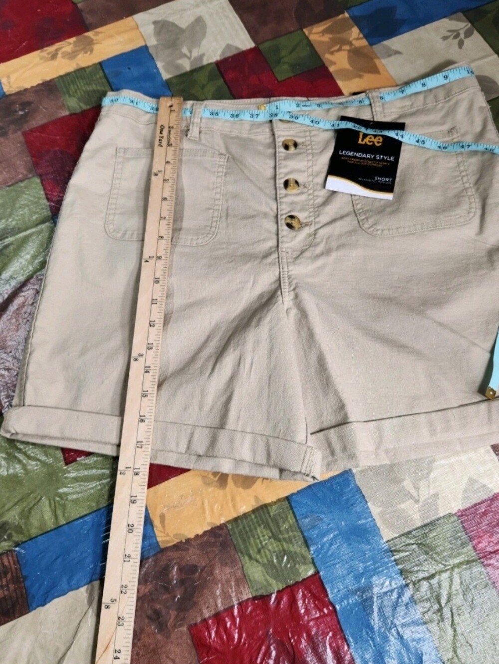 Lee Women's Size 16 M Relaxed Fit Shorts oxford tan  High Rise Button Fly 02 - Picture 4 of 6